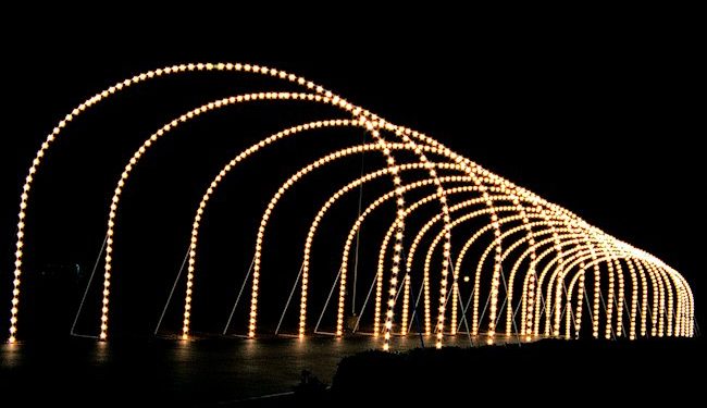 10 Commercial Christmas Lights Ideas for Your Small Business