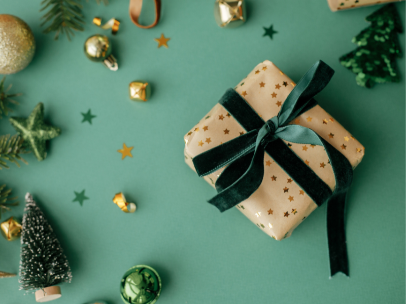 business gift giving etiquette